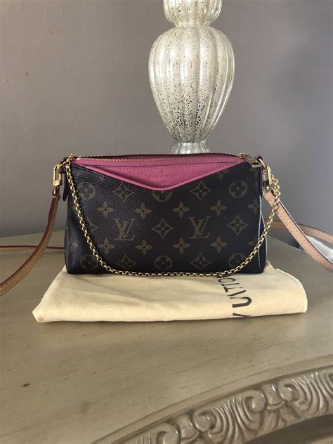 lv clutch bag pink